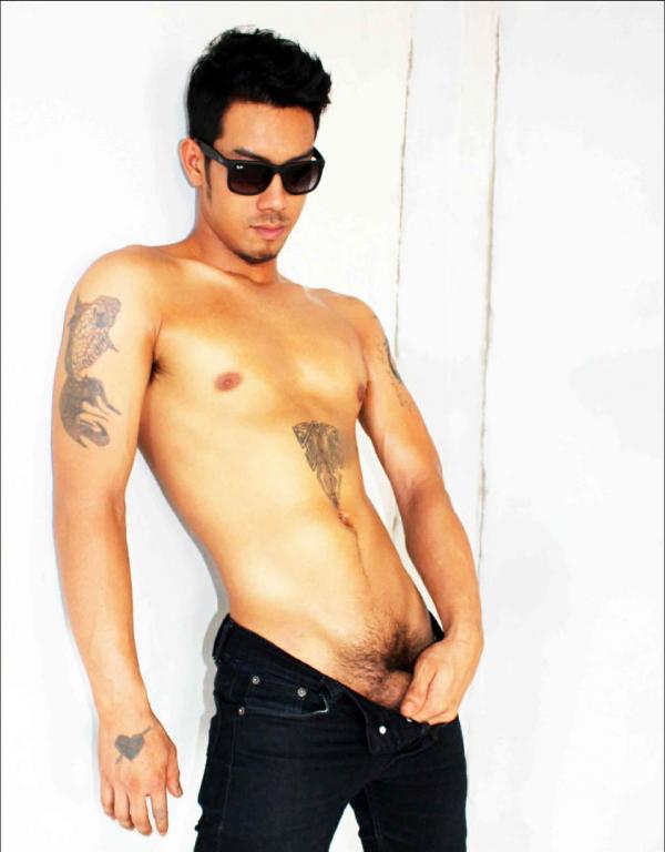 MAN-OMG-3---Guy-On-Hot-Street